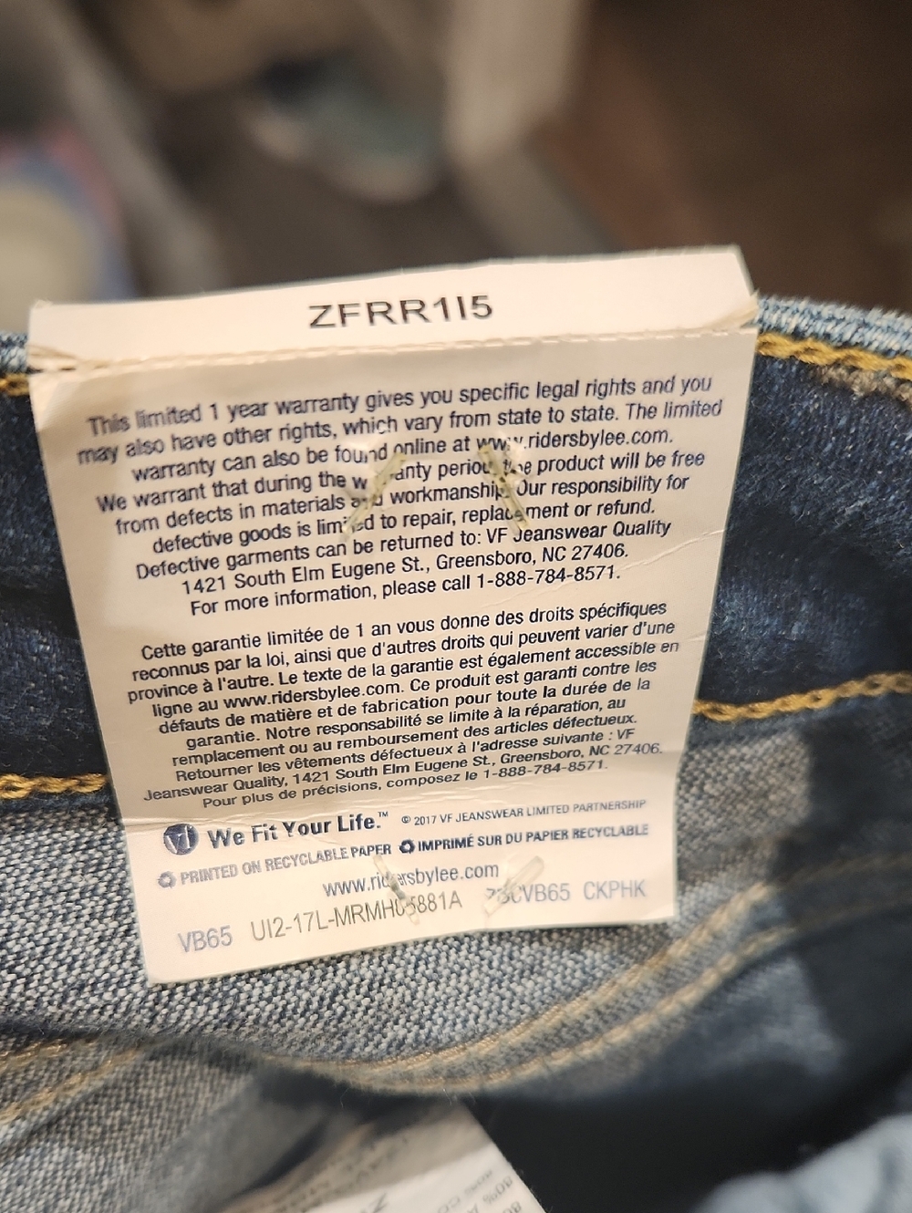 NWT LEE Indigo Riders Distressed Capris Denim Jeans w/Copper Button Sz 12 Avg - Picture 9 of 10